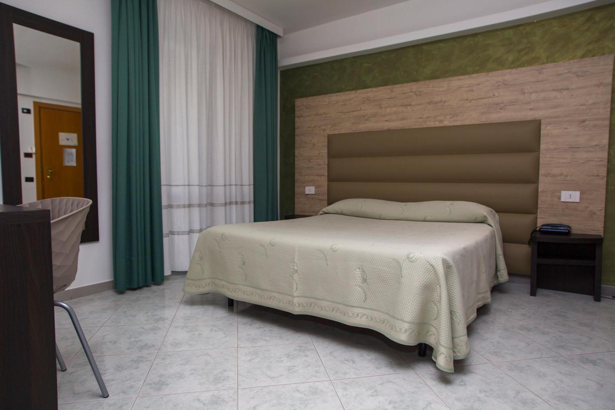 Hotel San Marco Rionero in Vulture Esterno foto